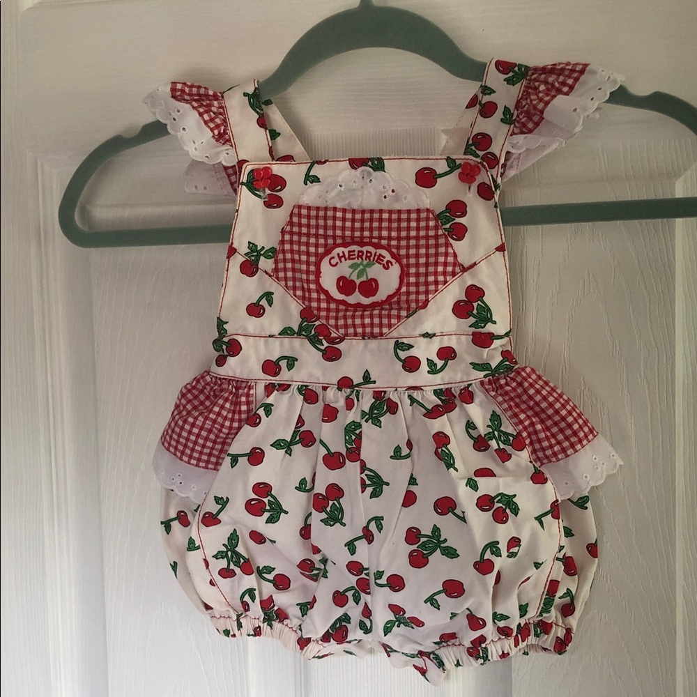 Vintage Gingham Ruffled Cherries Print Cotton Romper Size 18 mo., excellent - Picture 7 of 8